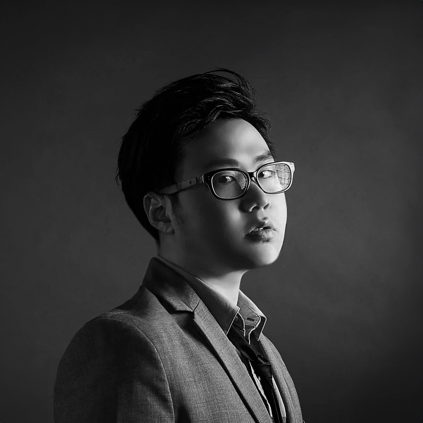 STUDIO24Kカメラマン